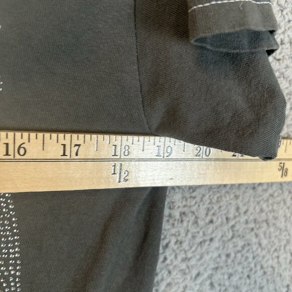 Metallica Live in Concert '92 Graphic T-Shirt Gray Distressed Band Tee S/M - Picture 4 of 5